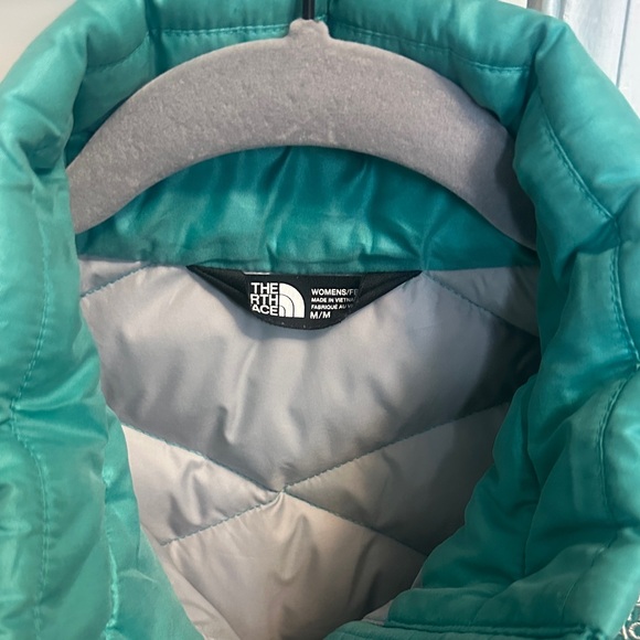 The North Face Teal Vest - Picture 2 of 3